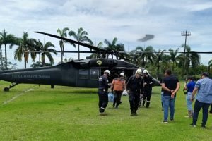 Fuerza Aérea rescata 23 personas aisladas por inundaciones del río Ariari / Foto: Cortesía.