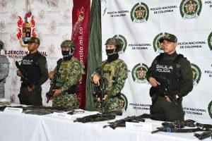 Incautación de armas en operativo / Foto: Ejército Nacional.