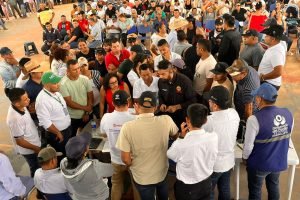 Mesa de diálogo en Puerto Gaitán / Foto: Alcaldía de Puerto Gaitán.