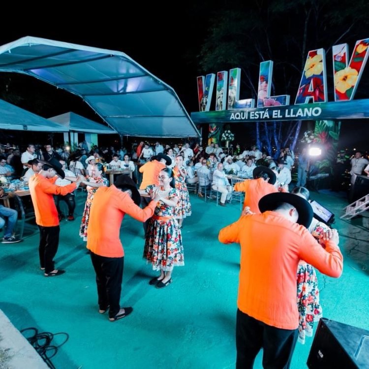 bddbc400-3721-4544-b13e-df7b435e11f9